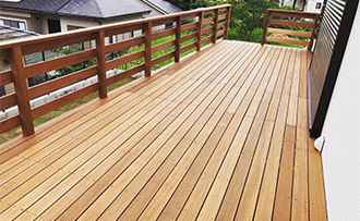 デッキ材