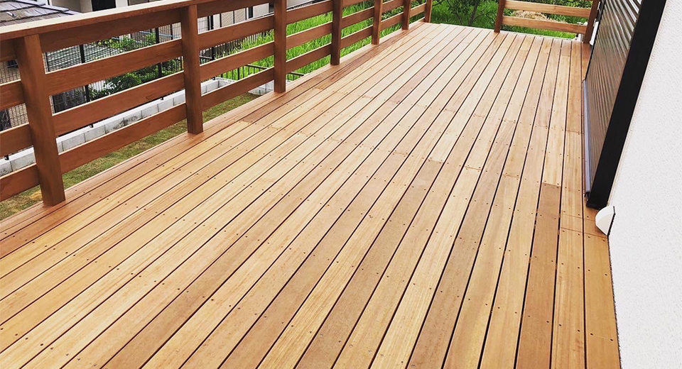 デッキ材